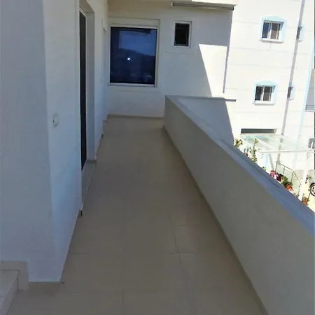 アパートホテル Vila Eri