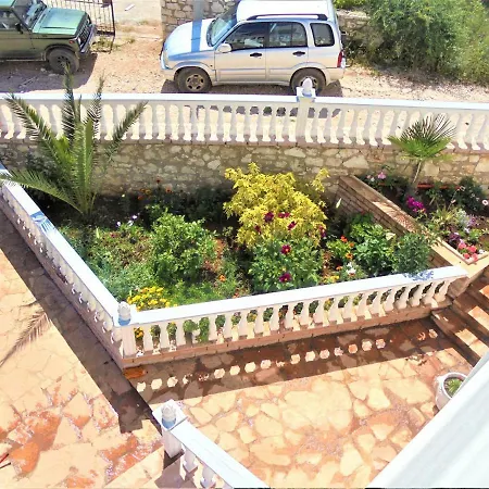 Vila Eri *
