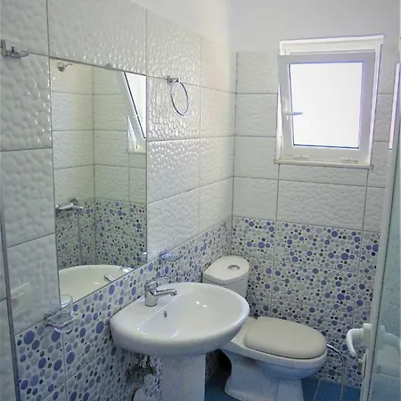Aparthotel Vila Eri *